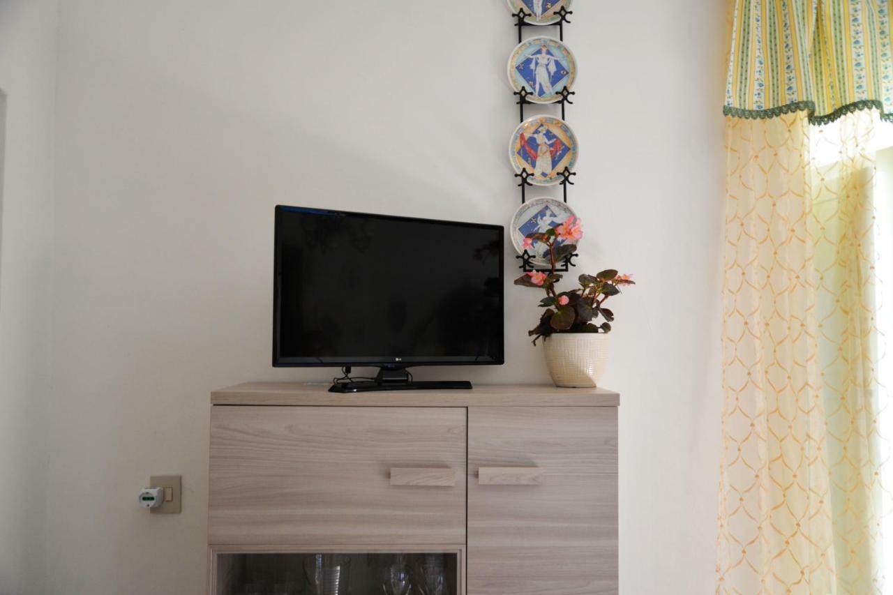 Appartement A Casa Di Carla à Terracine Extérieur photo